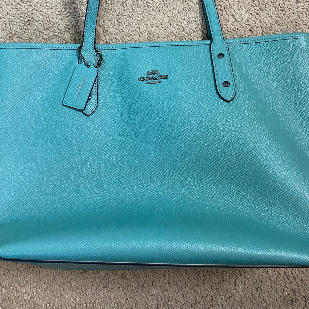 Coach shoulder tote